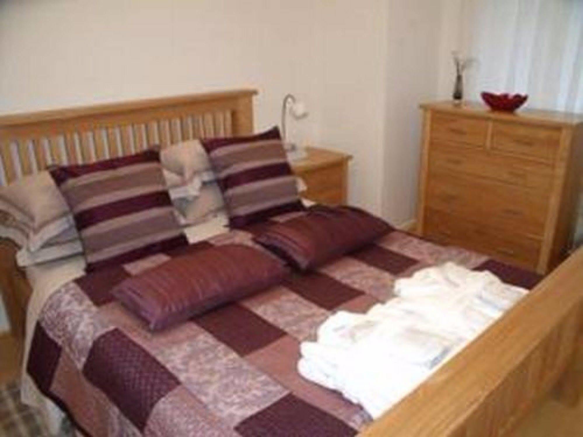 Apartamento Chamberlin Court Cambridge Exterior foto