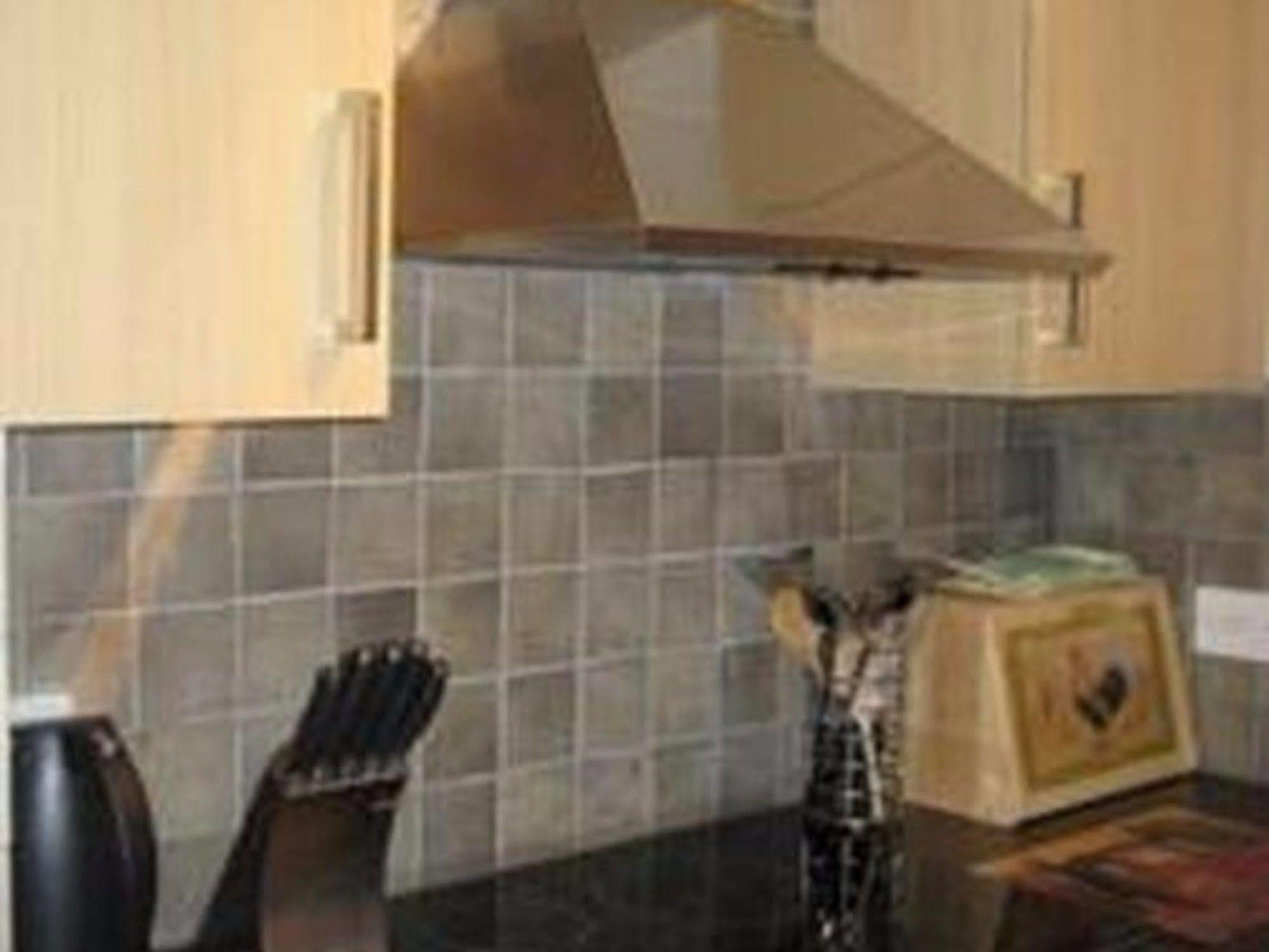 Apartamento Chamberlin Court Cambridge Exterior foto